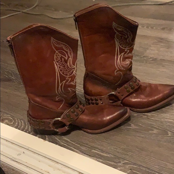 Freebird - Picture 2 of 5